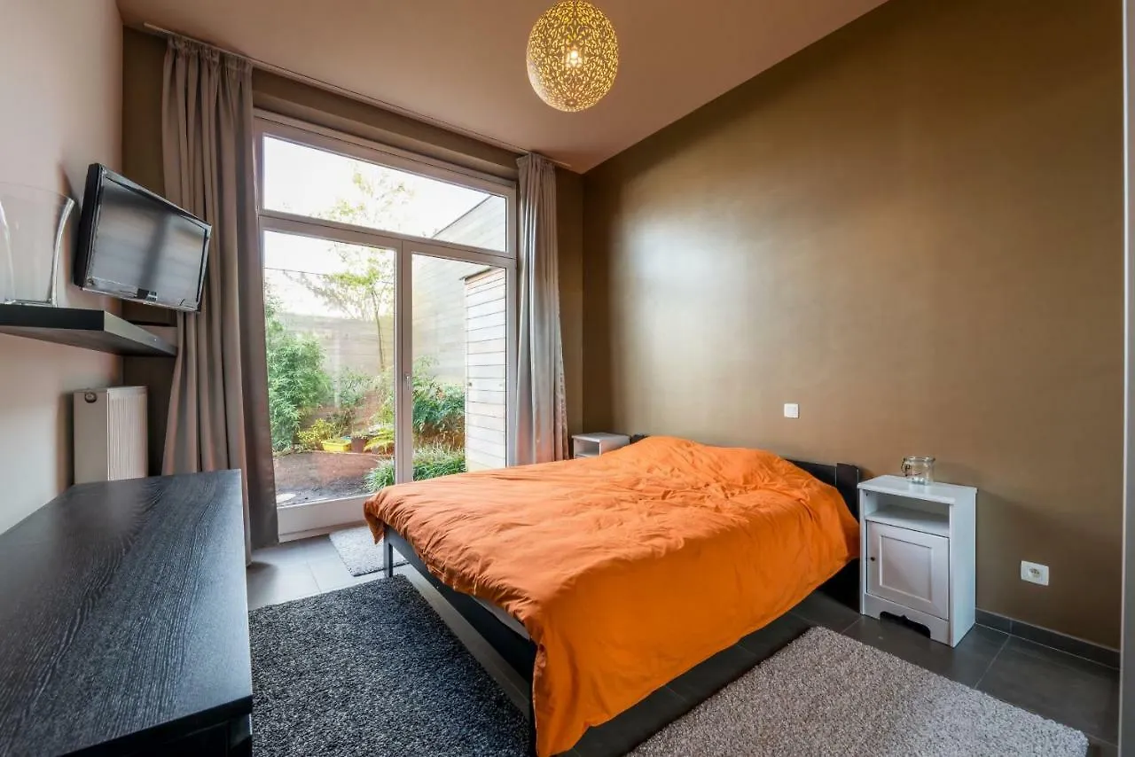Guesthouse De Roode ブルージュ 2*,  ベルギー