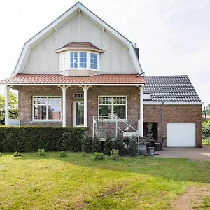 Bed & Breakfast In Belle Epoque Woning, Brugge